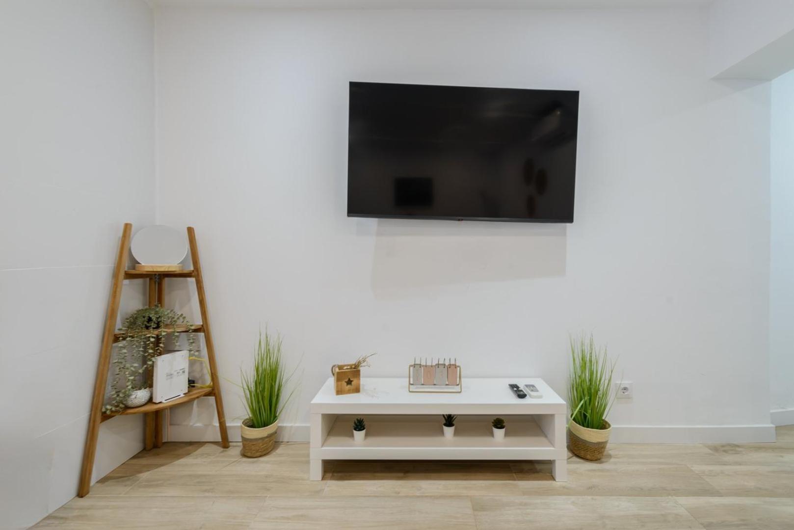 Guestready - Lindo Estudio Cerca Puerta De Toledo Madrid Exterior photo